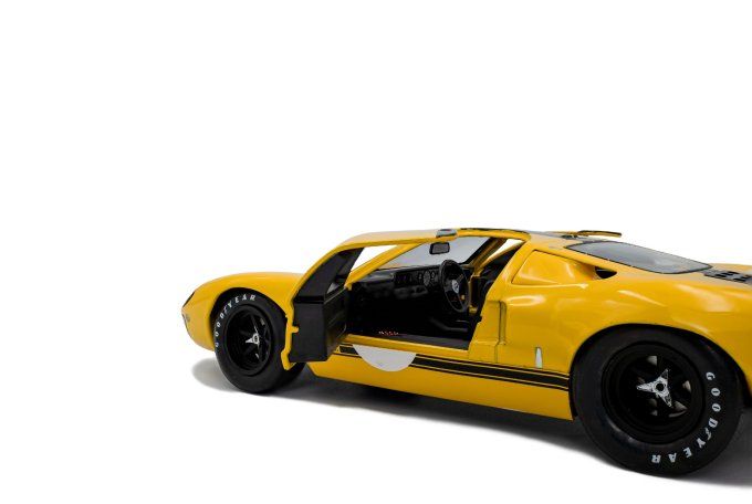 FORD GT40 MK.1 YELLOW 1968