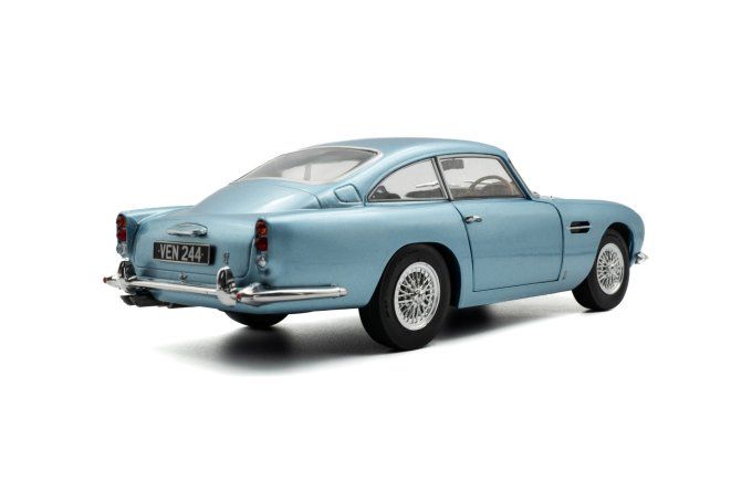 Aston Martin DB5 – Light Metallic Blue – 1964