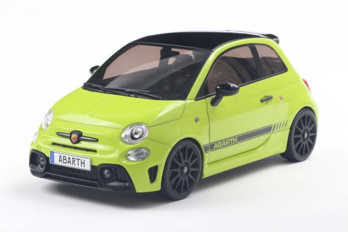 Fiat F595 Abarth – VERDE ADRENALINA – 2023