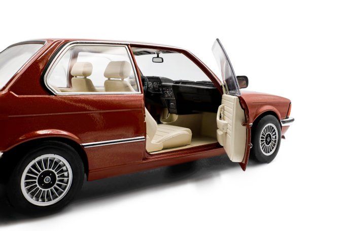 BMW E21 323i – Kastanienrot Metallic – 1980