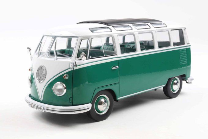 VOLKSWAGEN T1 SAMBA GREEN / WHITE 1962