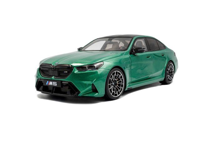 BMW M5 – M Isle of Man Green Metallic – 2025