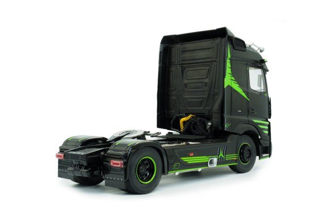 MERCEDES-BENZ ACTROS R5 ITALIAN COLLECTION BLACK 2021