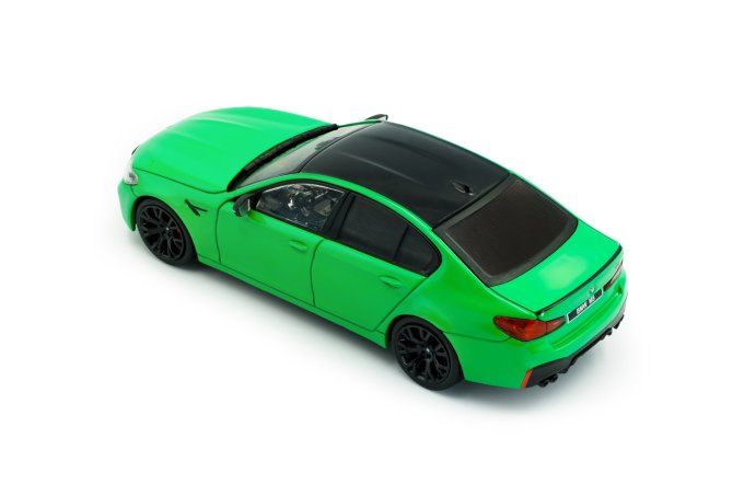 BMW M5 COMPETITION SIGNAL GREEN 2022