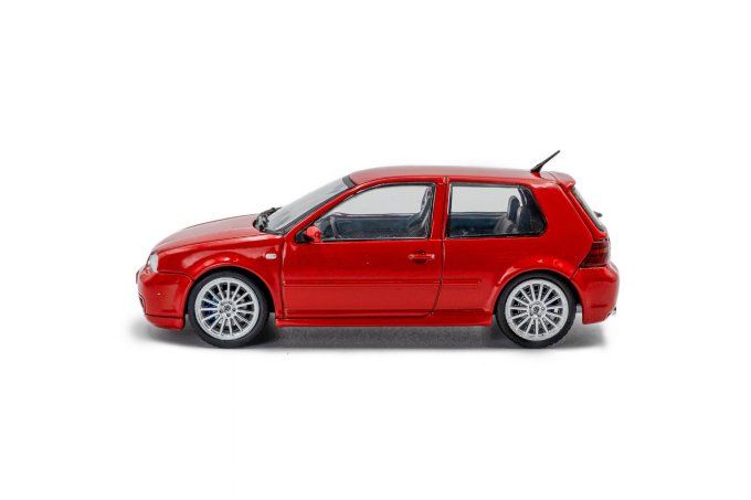 VOLKSWAGEN GOLF IV R32  TORONTO RED 2003