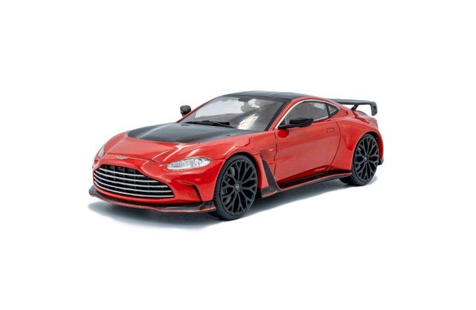 ASTON MARTIN VANTAGE V12  SCORPUS RED 2023
