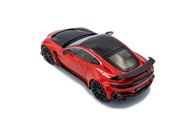 ASTON MARTIN VANTAGE V12  SCORPUS RED 2023
