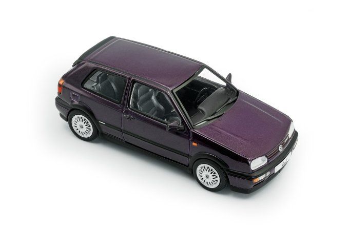 Volkswagen Golf MKIII VR6 – Dusty Mauve Pearl – 1994