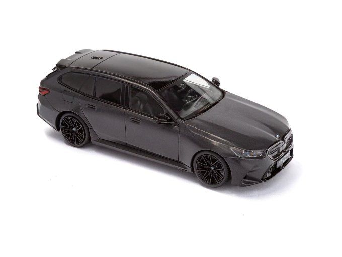 BMW M5 TOURING FROZEN DEEP GREY 2024